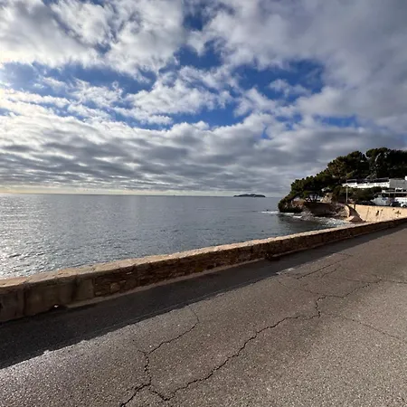 Baie Des Anges - Renovated T2 Sea View - Air-conditioned * La Ciotat